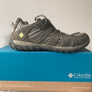 Columbia Redmond Breeze